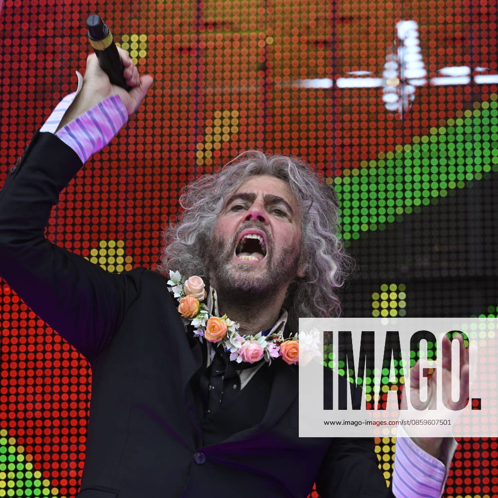 Singer Wayne Coyne of The Flaming Lips band performs during the music festival Metronome Prague, on June 20, 2026, in Prague, Czech Republic. (CTKxPhoto MichalxKrumphanzl) CTKPhotoP2026062005239 CTKPhotoP2026062005239