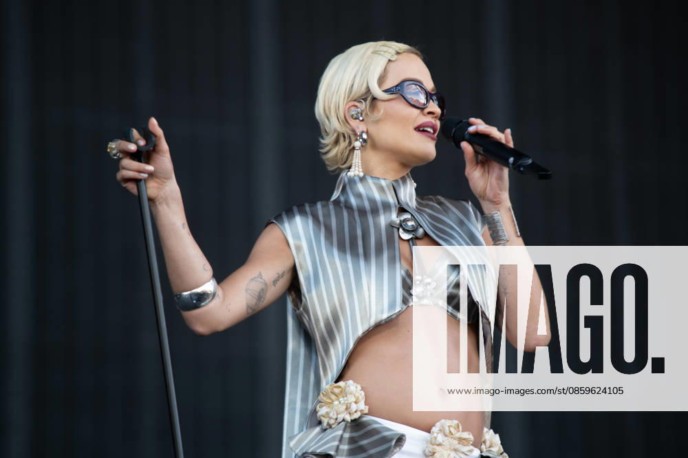 IPA85897476 - England, Isle of Wight Festival - Saturday - Rita Ora