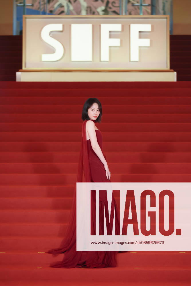 Actress Jiang Mengjie arrives at the red carpet of the closing ceremony for the 28th Shanghai International Film Festival on June 20, 2026 in Shanghai, China.