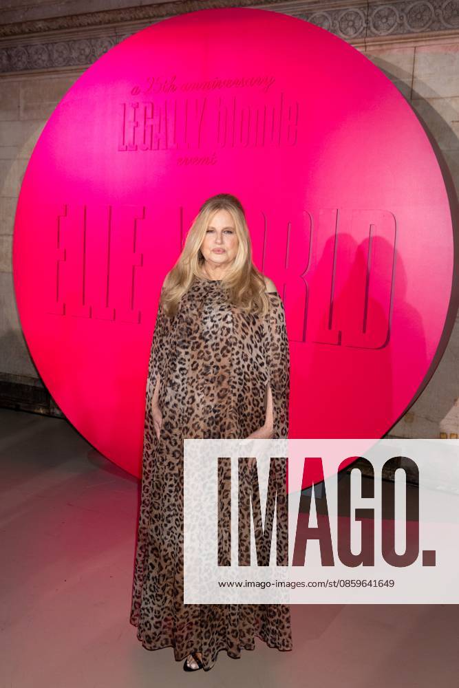 Jennifer Coolidge at arrivals for ELLE WORLD Grand Opening, Hall des Lumieres, New York, NY, June 20, 2026. Photo By: Ryan Billings Everett Collection ELLE WORLD Grand Opening PUBLICATIONXNOTxINxCANxCHNxFRAxITAxJPNxNORxPOLxRUSxESPxUKxUSA