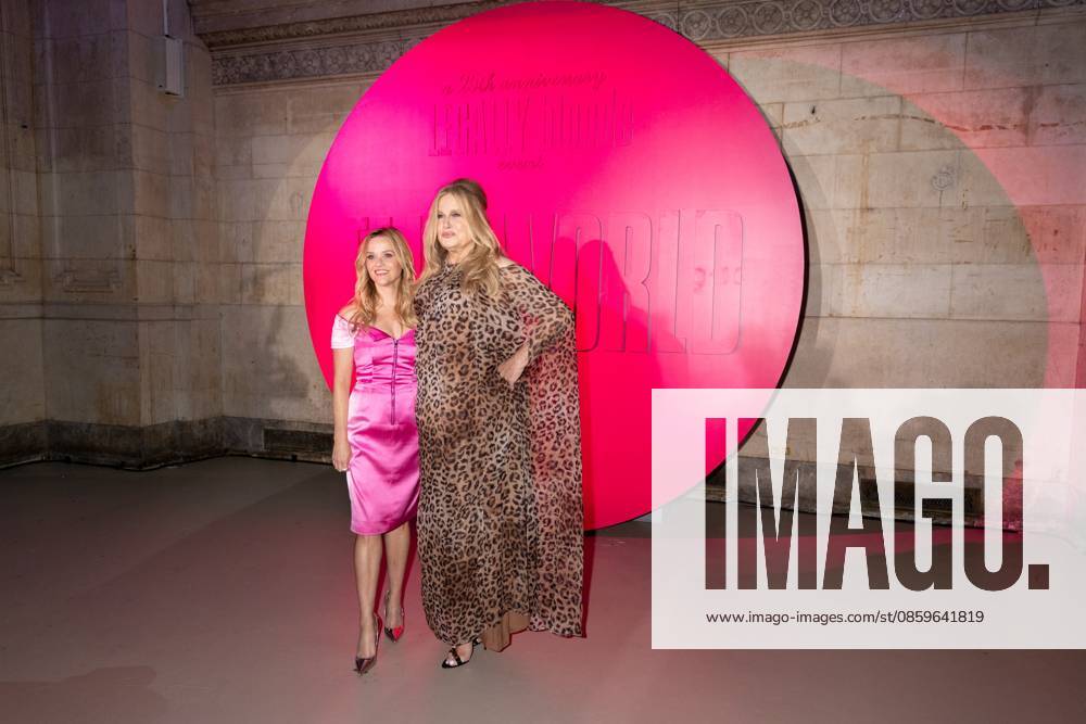 Reese Witherspoon, Jennifer Coolidge at arrivals for ELLE WORLD Grand Opening, Hall des Lumieres, New York, NY, June 20, 2026. Photo By: Ryan Billings Everett Collection ELLE WORLD Grand Opening PUBLICATIONXNOTxINxCANxCHNxFRAxITAxJPNxNORxPOLxRUSxESPxUKxUSA