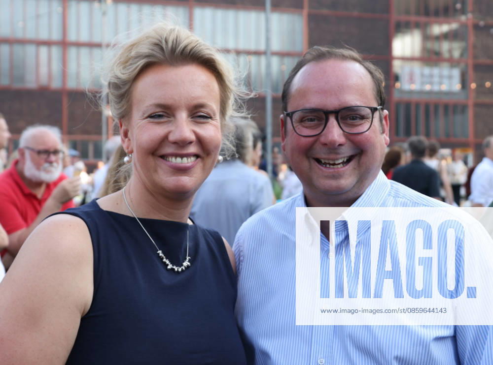 MANIFESTA 16 Ruhr Region Opening June 20, 2026, Germany, North Rhine-Westphalia, Essen, Zeche Zollverein, MANIFESTA 16 Ruhr, opening event of the cultural biennial with MANIFESTA Director Hedwig Fijen, Minister of Culture for North Rhine-Westphalia, Ina Brandes (CDU), pictured here with her good friend from her Junge Union days, Thomas Kufen, Mayor of Essen, Essen