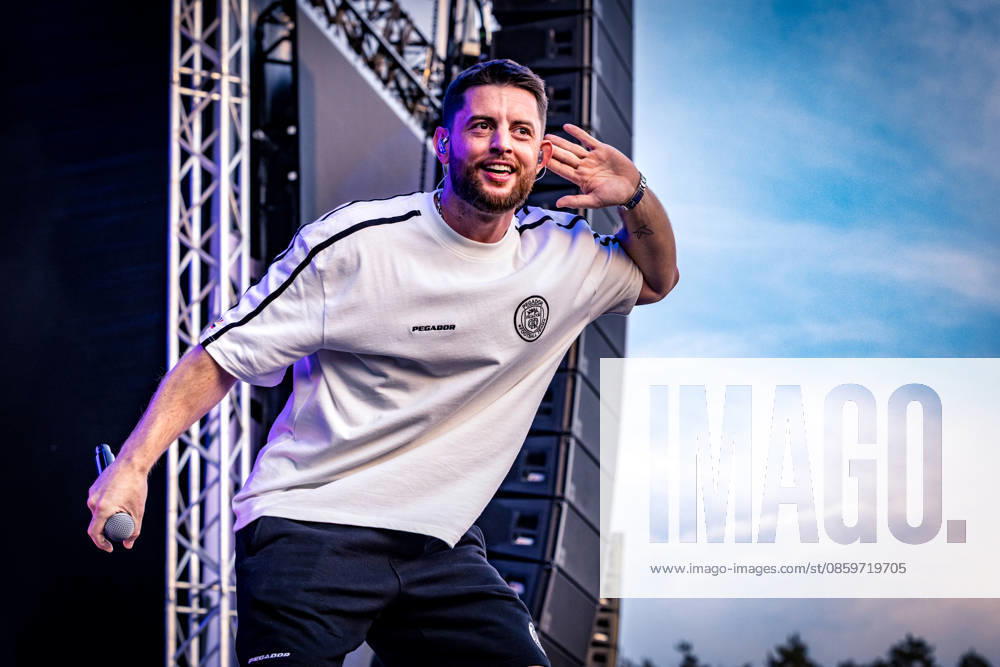 Heroes Festival, Festival, Music, German Rap, Rap, German, Geiselwind Event Center, Strohofer, Geiselwind, Concert, June 19, 2026, Bausa Image Bausa,detected_source_language