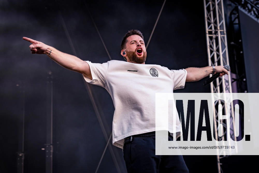 Heroes Festival, Festival, Music, German Rap, Rap, German, Geiselwind Event Center, Strohofer, Geiselwind, Concert, June 19, 2026, Bausa Image Bausa,detected_source_language