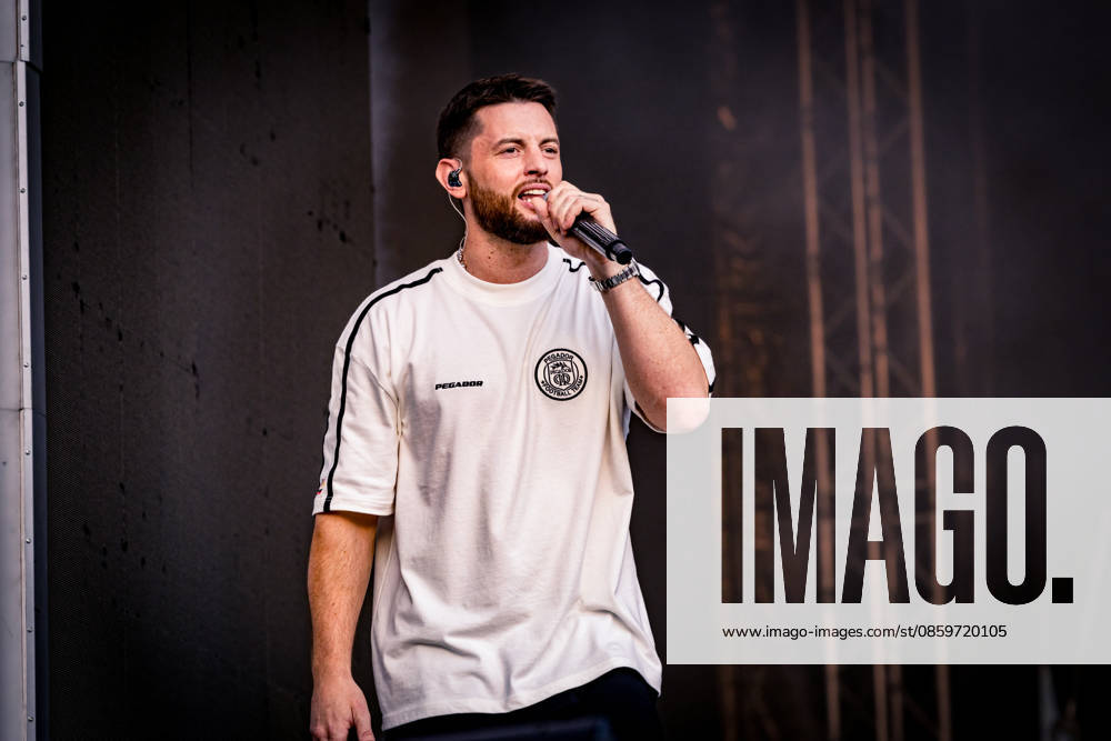 Heroes Festival, Festival, Music, German Rap, Rap, German, Geiselwind Event Center, Strohofer, Geiselwind, Concert, June 19, 2026, Bausa Image Bausa,detected_source_language