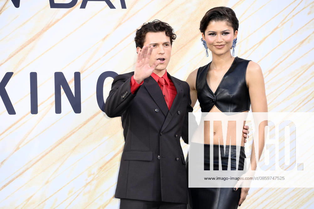 Tom Holland and Zendaya at the fan event for the movie Spider-Man Foto:xN.xKubelkax xFuturexImagex spiderman_berlin_6617