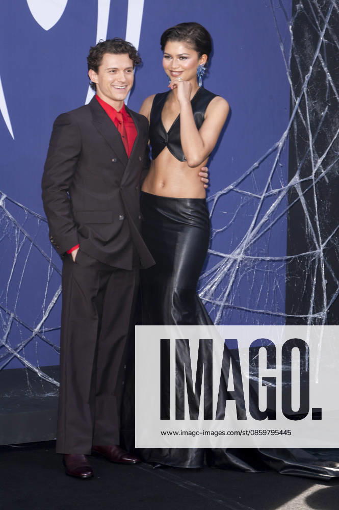 ABB SPIDER-MAN Tom Holland, a British actor, and his girlfriend, U.S. actress Zendaya, appeared on the black carpet at the German fan event for Spider-Man
