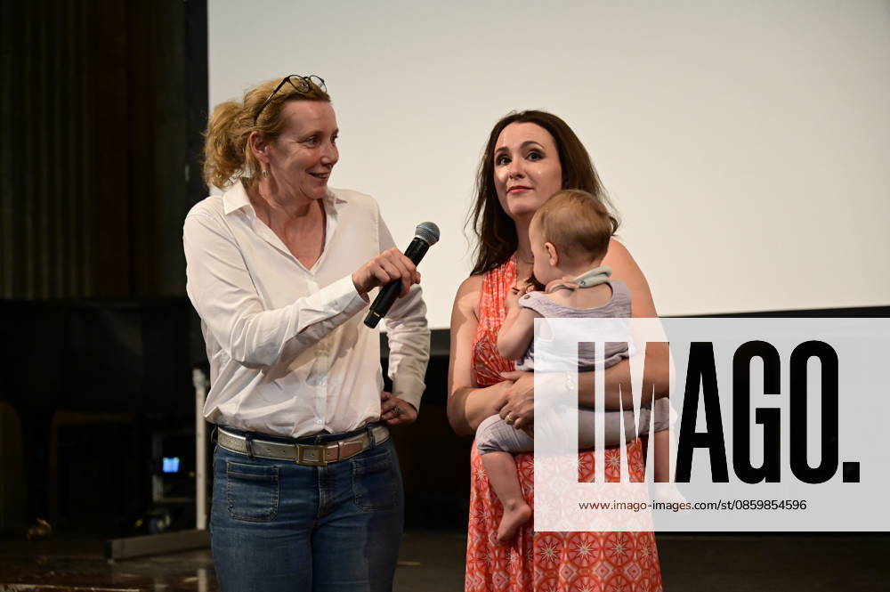 Britta Walter and Lauren Leiderman at the premiere of the MDR documentary Wir sind hier about the Mitzvah Project and Amanda Hannes as part of Jewish Remembrance Week at the Kulturforum Görlitzer Synagogue on June 23, 2026,detected_source_language