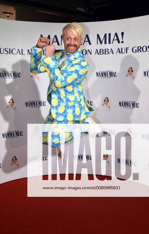 Ross Anthony will be in Cologne on 11th October 2018 for the premiere of the musical Mamma Mia in Cologne