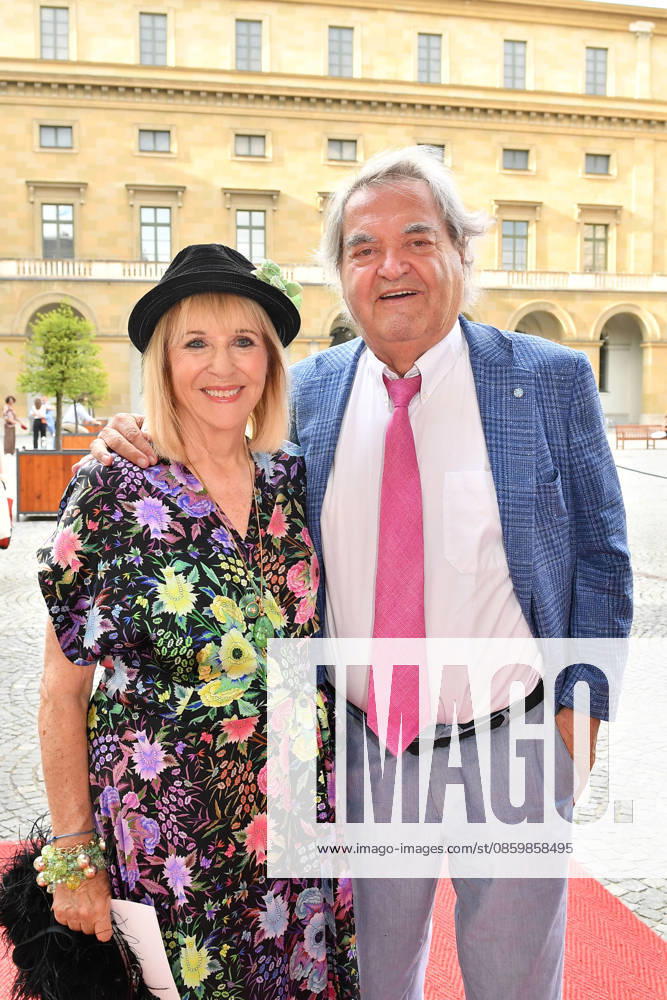 Patricia Riekel and Helmut Markwort at the 25th German Film Peace Prize Die Brücke at the Cuvilliés Theater on June 23, 2026, in Munich Patricia Riekel and Helmut Markwort attend the 25th German Film Peace Prize Die Brücke at the Cuvilliés Theater on June 23, 2026, in Munich, Germany. The Die Brücke Peace Prize in Munich,detected_source_language