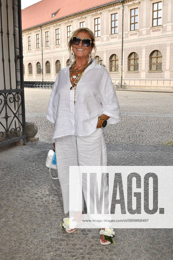 Diana Koerner at the 25th German Film Peace Prize Die Brücke at the Cuvilliés Theater on June 23, 2026, in Munich Diana Koerner attends the 25th German Film Peace Prize Die Brücke at the Cuvilliés Theater on June 23, 2026 in Munich, Germany Die Brücke Peace Prize in Munich,detected_source_language