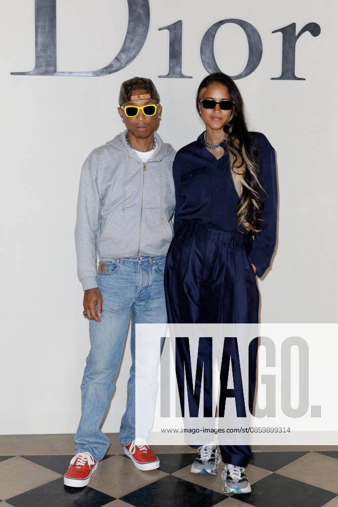 Pharrell Williams, Helen Lasichanh Photocall from the Dior Men’s Spring Summer 2027 Ready-to-Wear show during Paris Fashion Week on June 24, 2026 Olivier Borde Bestimage Celebrities at the Dior Men’s Spring Summer 2027 Ready-to-Wear show during Paris Fashion Week on June 24, 2026, Paris, France,detected_source_language