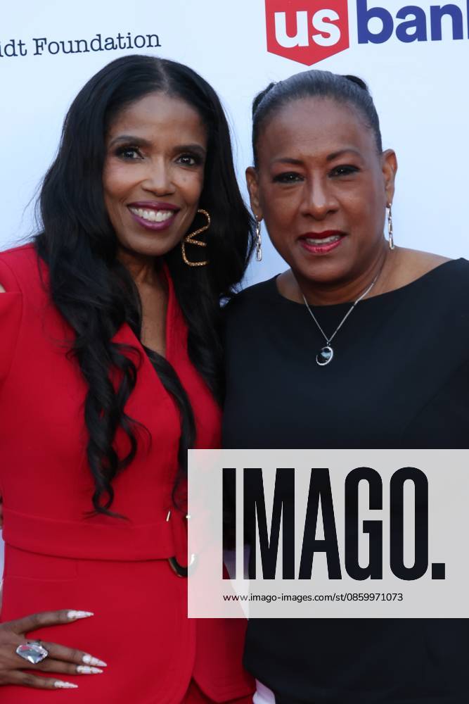 Los Angeles Ca June 24: Areva Martin & Pat Harvey at the 2026 LAUL Awards on June 24, 2026 Credit: USA - ZUMAa123 20260625_zaa_a123_007