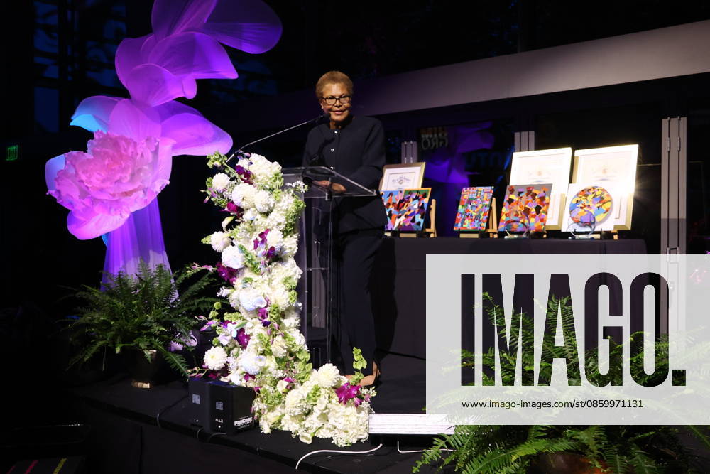 Los Angeles Ca June 24: Mayor Karen Bass at the 2026 LAUL Awards on June 24, 2026 Credit: USA - ZUMAa123 20260624_zaa_a123_015