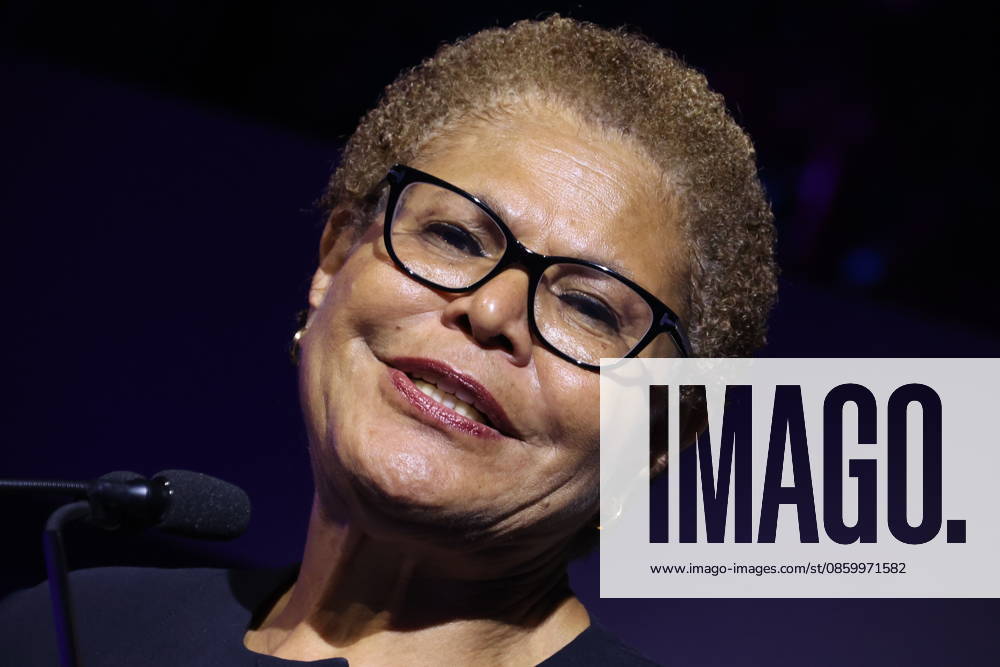 Los Angeles Ca June 24: Mayor Karen Bass at the 2026 LAUL Awards on June 24, 2026 Credit: USA - ZUMAa123 20260624_zaa_a123_031