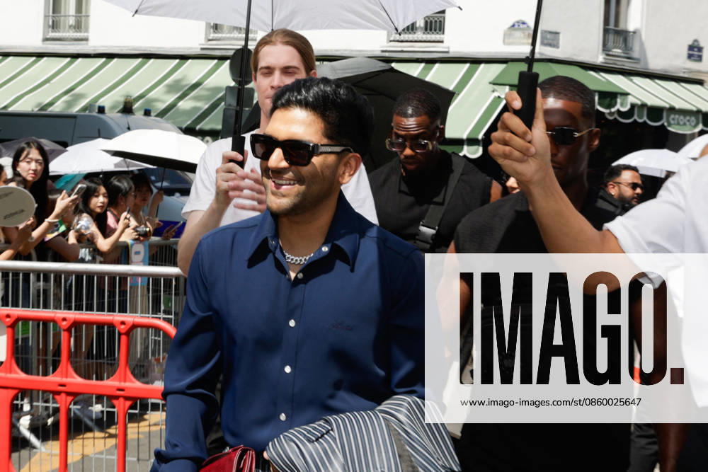 Guest at the Amiri Spring Summer 2027 Men’s Ready-to-Wear show at the Carreau du Temple during Paris Fashion Week (PFW), June 25, 2026 Tiphaine Lebely Bestimage Celebrities at the Amiri Spring Summer 2027 Men’s Ready-to-Wear show at the Carreau du Temple during Paris Fashion Week (PFW) in Paris, France