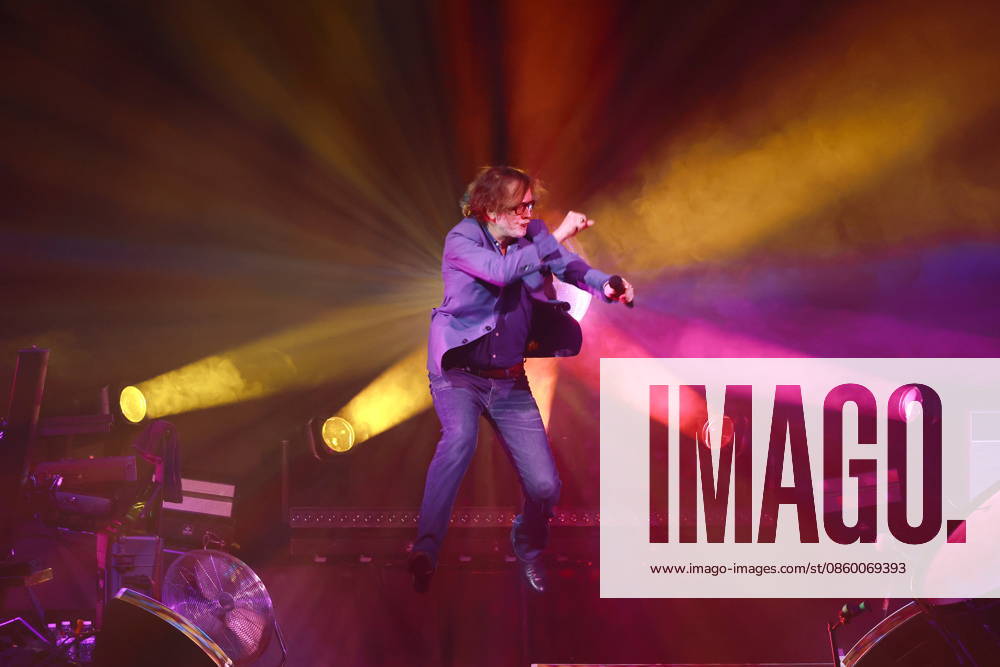 Pulp, singer Jarvis Cocker, live concert at the Tempodrom, Berlin, music, Britpop, Berlin