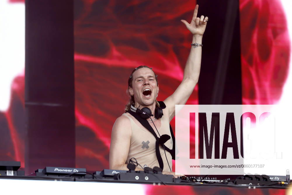 DJ Felix Jaehn at the Rainbow Festival 2026 at Fühlinger See Markus Krampe s Rainbow Festival takes place as part of ColognePride Cologne, June 27, 2026, North Rhine-Westphalia, Germany