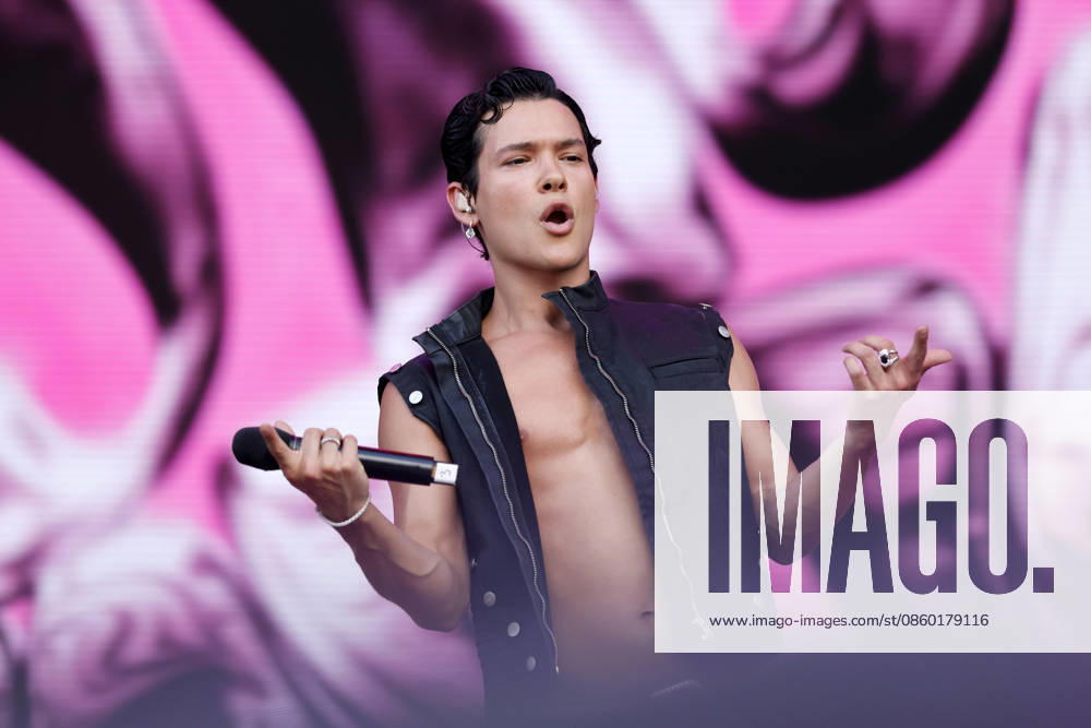 Singer Omar Rudberg at the 2026 Rainbow Festival at Fühlinger See. Markus Krampe s Rainbow Festival takes place as part of ColognePride. Cologne, June 27, 2026, North Rhine-Westphalia, Germany