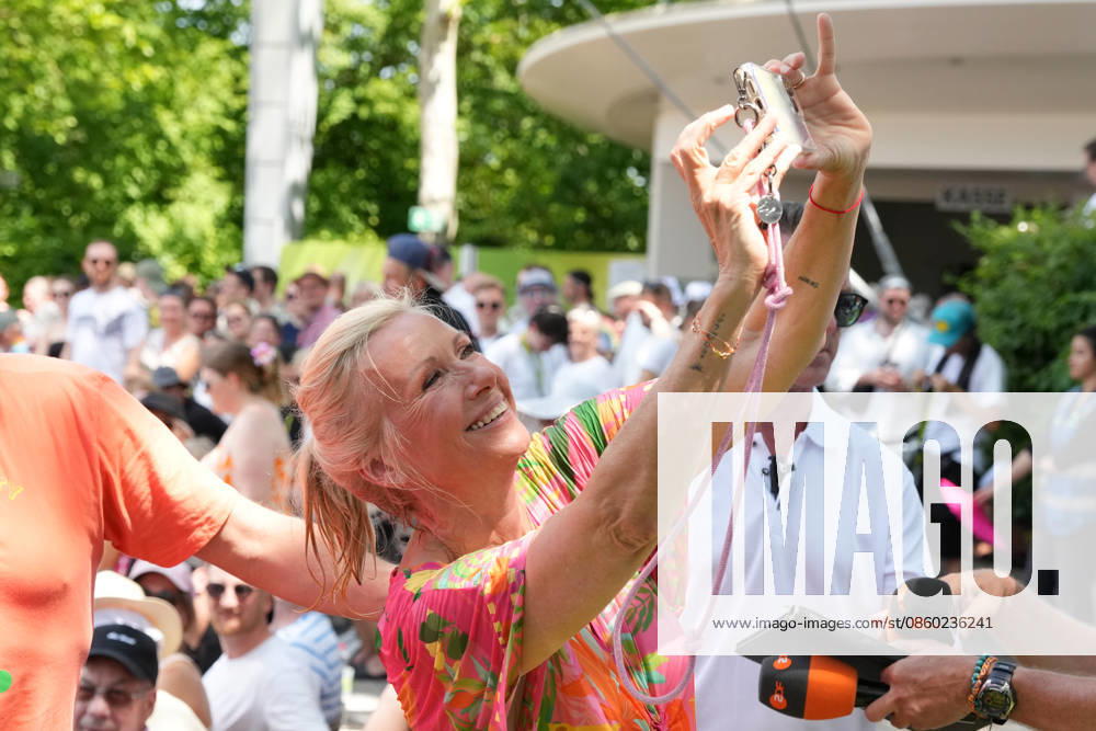 ZDF Fernsehgarten 2026: Andrea Kiwi Kiewel on ZDF Fernsehgarten with the theme Summer Party on June 28, 2026, in Mainz, Rhineland-Palatinate