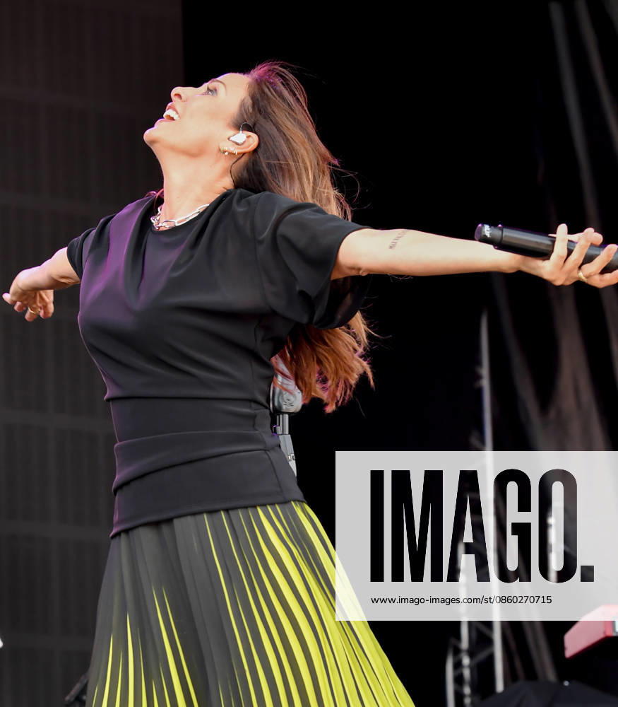 Kingsholm Summer Season at Gloucester RFU Stadium, Sunday 28TH June 2026 Natalie Imbruglia performs at Kingsholm Summer Season at Gloucester RFU Stadium on Sunday 28 June 2026, Credit:Jules Annan Avalon England
