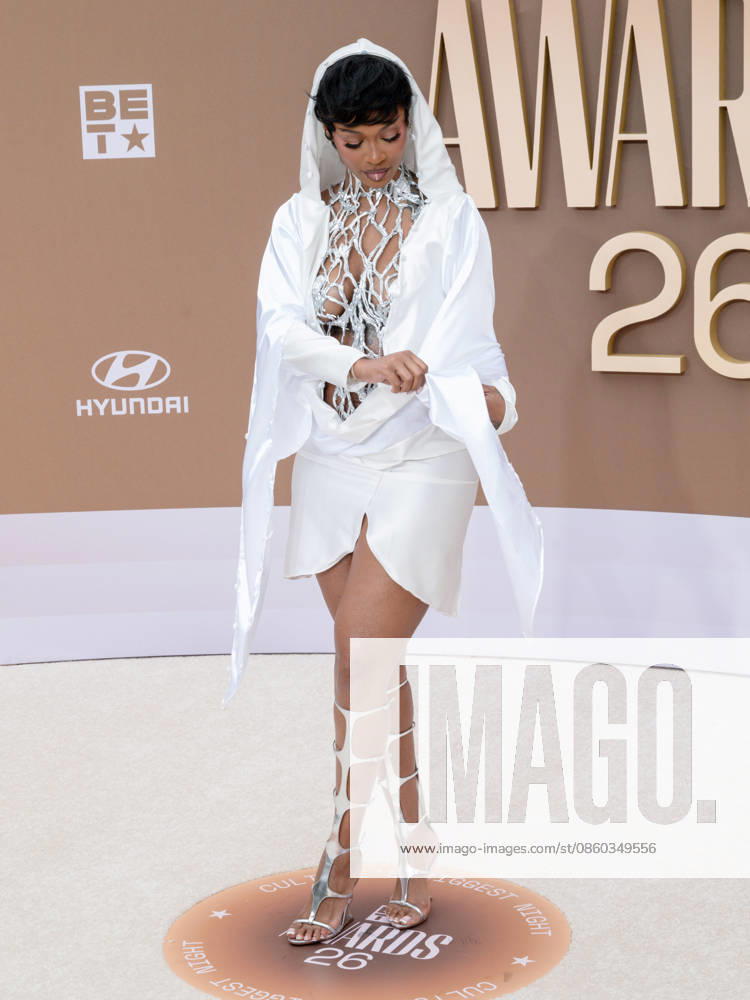 DESS DIOR attends the 2026 BET Awards: Red Carpet. Los Angeles USA - ZUMAb173 20260628_aap_b173_264