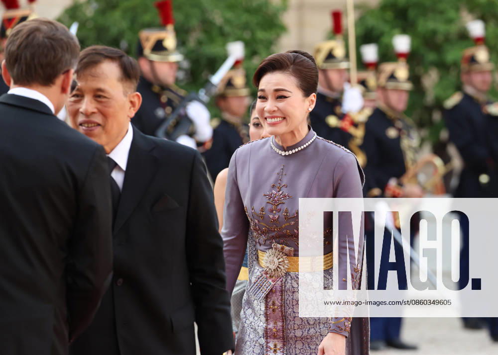 Emmanuel Macron et Brigitte Macron recÌßoivent le Roi et de la Reine du Royaume de Thaïlande pour un Diner d Etat Emmanuel Macron et Brigitte Macron recÌßoivent le Roi et de la Reine du Royaume de Thaïlande, leurs MajesteÌs Maha Vajiralongkorn, Rama X et Suthida Bajrasudhabimalalakshana et la Princesse Sirivannavari Nariratana pour un diÌ‚ner dEtat au Palais de l Elysée à Paris, le 29 juin 2026. French President, Emmanuel Macron and his wife, Brigitte Macron, hosted the King and Queen of the Kingdom of Thailand, Their Majesties Maha Vajiralongkorn, Rama X, and Suthida Bajrasudhabimalalakshana, along with Princess Sirivannavari Nariratana, for a state dinner at the Elysée Palace in Paris on June 29, 2026.