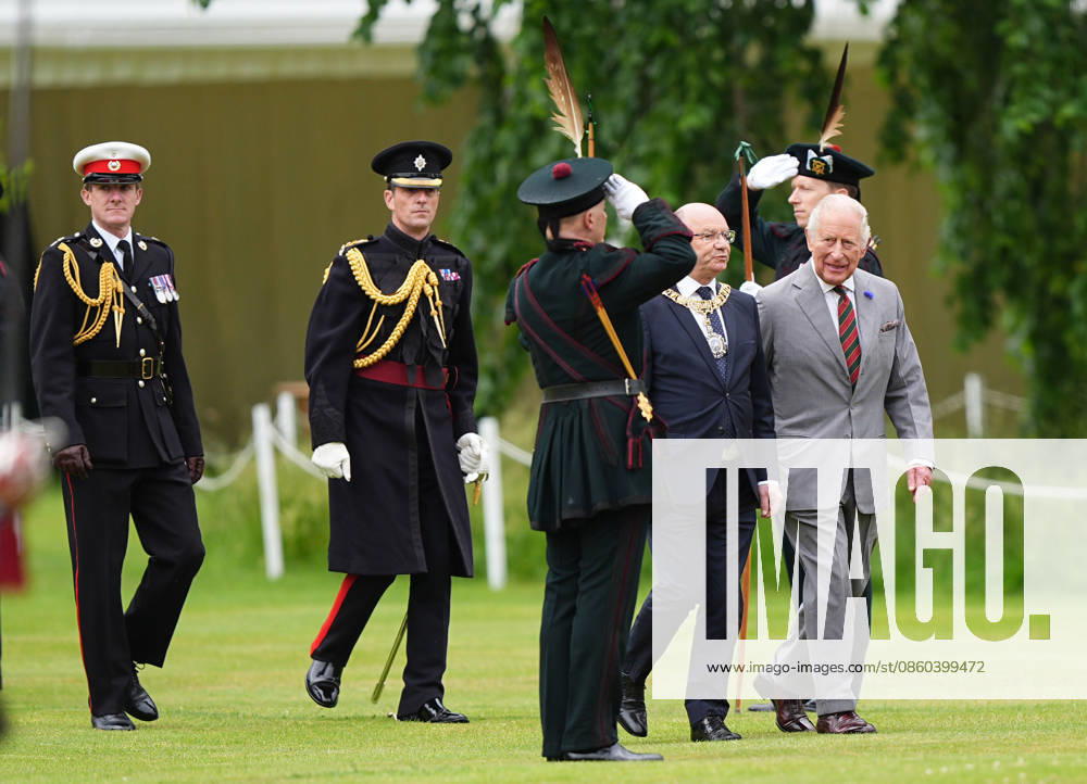 King visits Scotland for Holyrood Week King Charles III (right) arrives for the Ceremony of the Keys in the gardens of the Palace of Holyroodhouse in Edinburgh, as part of the King s visit to Scotland for Holyrood Week. Picture date: Tuesday June 30, 2026., Credit:Aaron Chown PA ROTA - B68 Avalon UK, Edinburgh