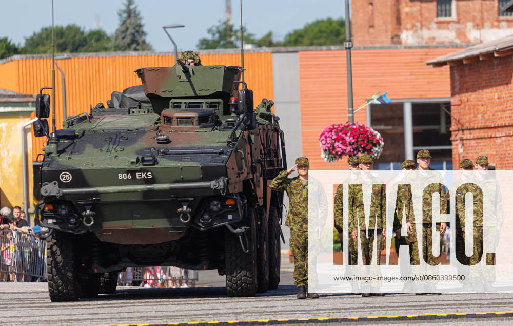 KW27 Valga, 30.06.2026. The 1 German Netherlands Corps (1GNC) officially assume tactical command of the Estonian and Latvian land forces from Multinational Corps Northeast. The ceremony was held on Valga Central Square. The ceremony was attended by Estonian Minister of Defence Hanno Pevkur, German Minister of Defence Boris Pistorius, Dutch Minister of Defence Dilan YeÅüilgöz, Latvian Minister of Defence Raivis Melnis, as well as senior military leaders from NATO and member states. Photo Arvo Meeks, Louna-Eesti Postimees Valga Valgamaa Estonia 2MA30juuni2026A019