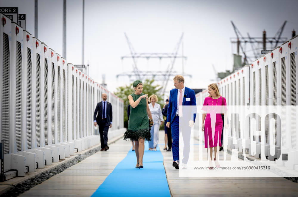 Lelystad Queen Maxima attended the opening of the battery park at the Maxima power plant of energy company Engie, one of the most modern in Europe, recently converted to run on hydrogen as a supplementary fuel, and supplies electricity to nearly two million households in Lelystad. Â