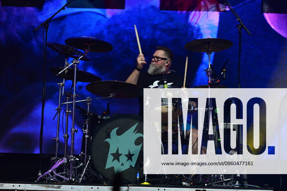 Bowling For Soup performing in Halifax Bowling For Soup performing at The Piece Hall in Halifax Featuring: Gary Wiseman Where: Halifax, United Kingdom When: 30 Jun 2026 Credit: Graham Finney WENN Halifax United Kingdom