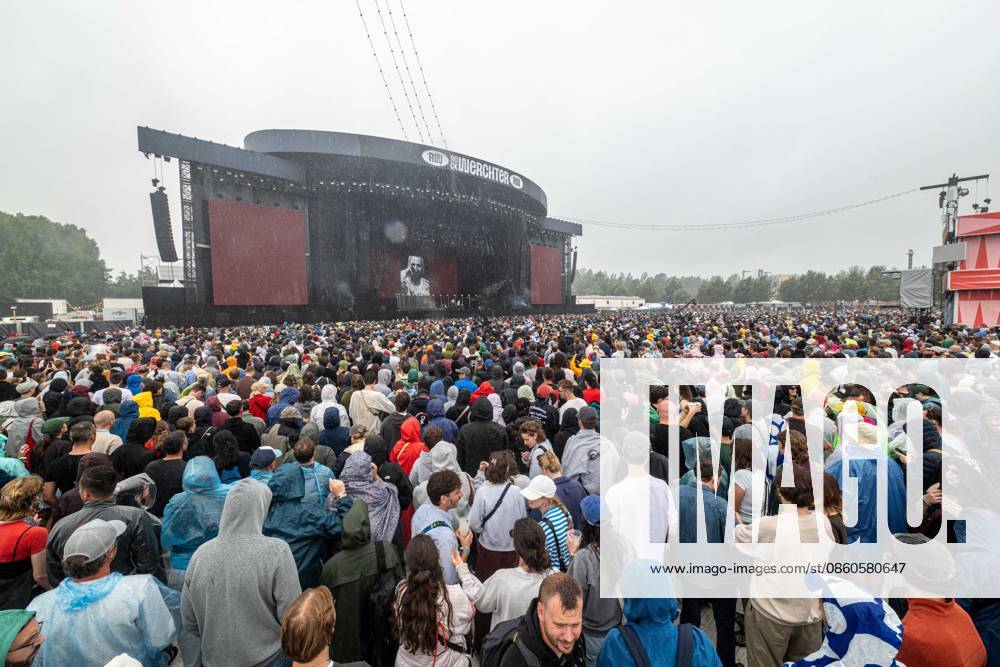 A view of the main stage during the performance of Zwangere Guy during the first day of the Rock Werchter music festival in Werchter, Thursday 02 July 2026. The 51th edition of the festival is taking place from July 2 to July 5. JONASxROOSENS 180170589