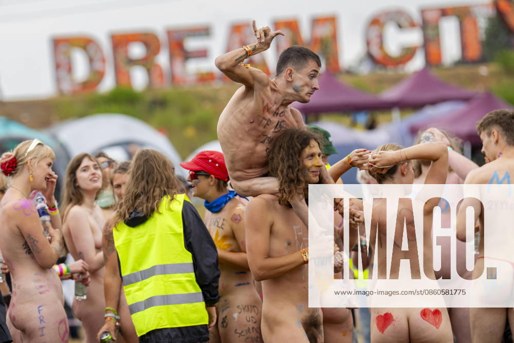 Roskilde Festival 2026 The annual naked run The annual naked run in Dream City at Roskilde Festival, Thursday, July 2, 2026 Photo by Ida Marie Odgaard, Ritzau Scanpix, Roskilde, Denmark