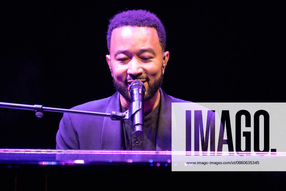 John Legend At Cavea dell Auditorium Parco della Musica Ennio Morricone - Rome John Legend performs live in Rome at the Cavea dell Auditorium Parco della Musica Ennio Morricone during his A Night of Songs & Stories tour 2026 in Rome, Italy on July 2, 2026. Photo by Andrea Bracaglia ABACAPRESS.COM Rome Italy Italy