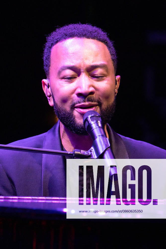 John Legend At Cavea dell Auditorium Parco della Musica Ennio Morricone - Rome John Legend performs live in Rome at the Cavea dell Auditorium Parco della Musica Ennio Morricone during his A Night of Songs & Stories tour 2026 in Rome, Italy on July 2, 2026. Photo by Andrea Bracaglia ABACAPRESS.COM Rome Italy Italy