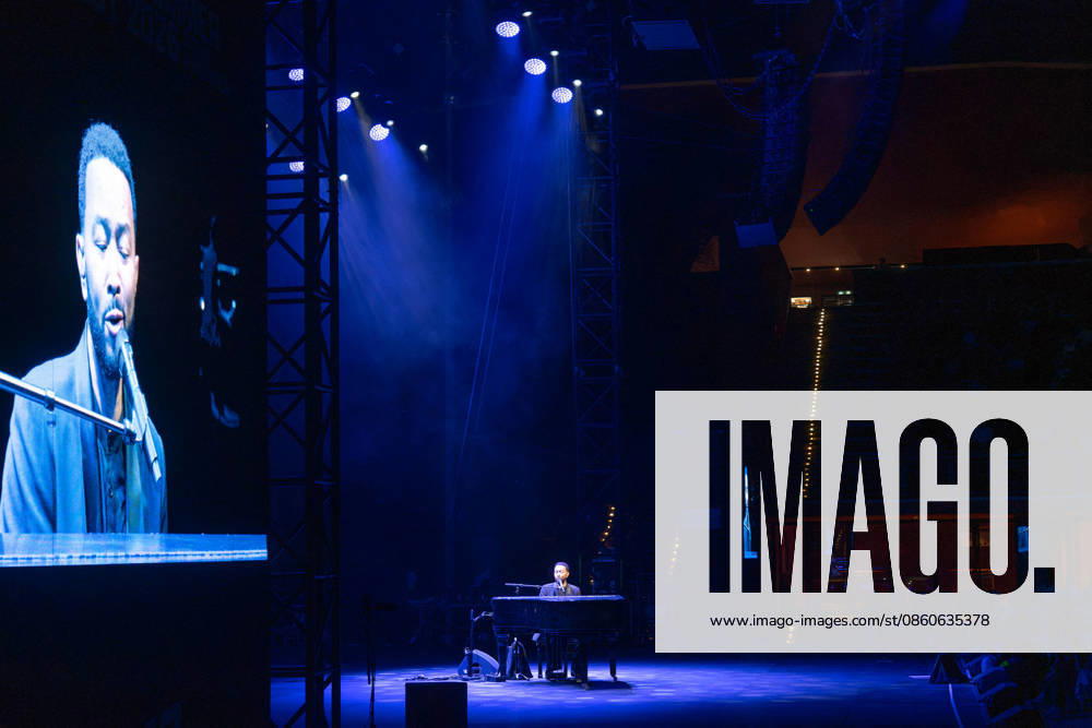 John Legend At Cavea dell Auditorium Parco della Musica Ennio Morricone - Rome John Legend performs live in Rome at the Cavea dell Auditorium Parco della Musica Ennio Morricone during his A Night of Songs & Stories tour 2026 in Rome, Italy on July 2, 2026. Photo by Andrea Bracaglia ABACAPRESS.COM Rome Italy Italy