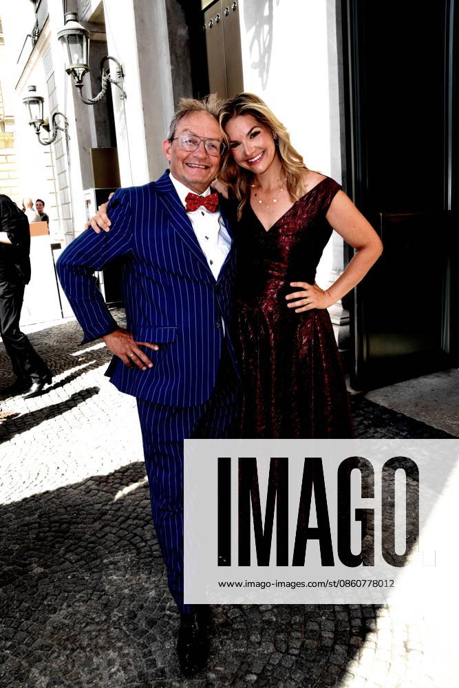 Wigald Boning, actor; Teresa Boning, opera singer; Munich, July 4, 2026; Max Joseph Square; Bavarian State Opera; OPERA FOR EVERYONE; *Die Walküre* by Richard Wagner; Photo: Munich