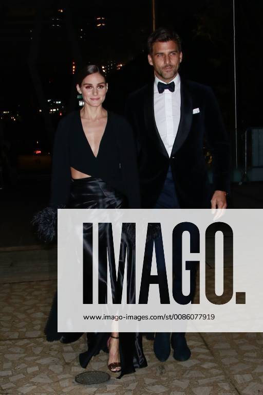 NEW YORK, NY - OCTOBER 17: Olivia Palermo and Johannes Huebl are seen on October 17, 2018 in New York City.