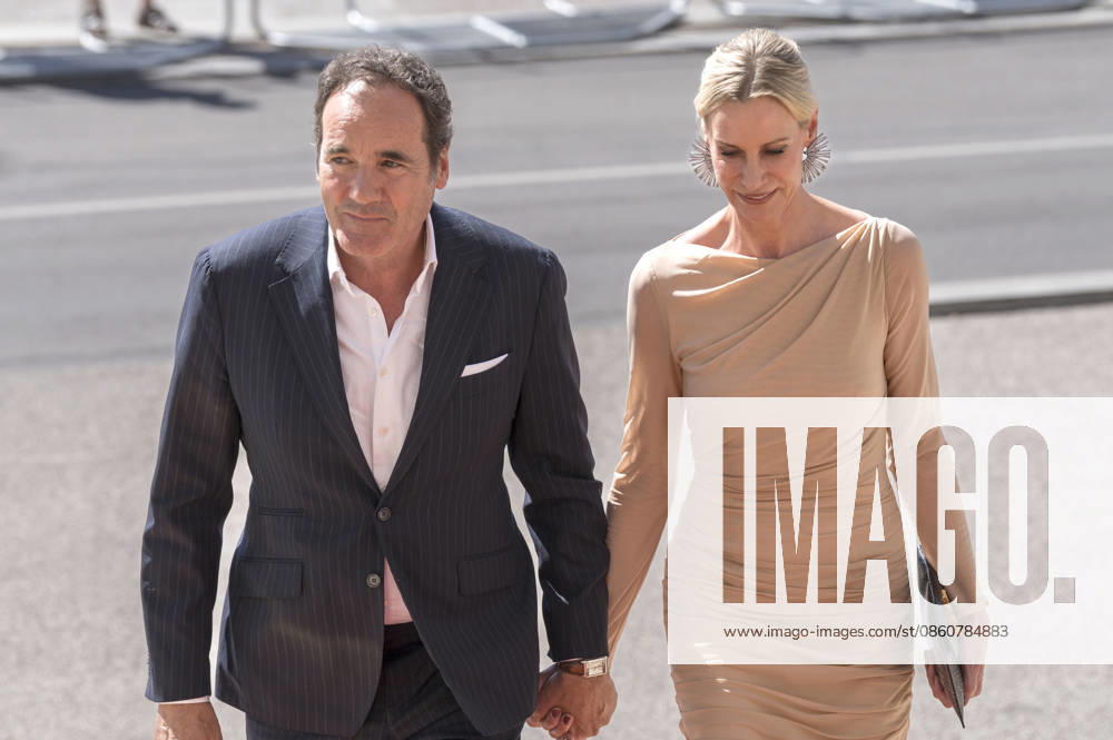 Thomas Ohrner with his wife Anne Arnholdt upon arrival at the Opera for All 2026 event, part of the Munich Opera Festival, featuring a live opera broadcast of Richard Wagner’s *Die Walküre* at the National Theater in Munich, July 4, 2026 Foto:xN.xKolinzx xFuturexImagex oper_6728