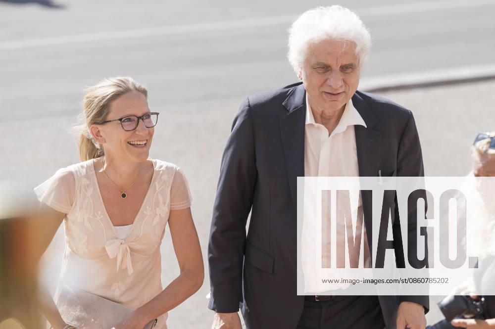 Katharina Koch and Udo Wachtveitl upon their arrival at the Opera for All 2026 event, part of the Munich Opera Festival, featuring a live opera broadcast of Richard Wagner’s *Die Walküre* at the National Theater in Munich, July 4, 2026 Foto:xN.xKolinzx xFuturexImagex oper_6765