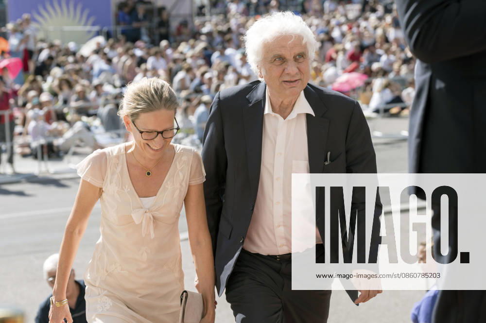 Katharina Koch and Udo Wachtveitl upon their arrival at the Opera for All 2026 event, part of the Munich Opera Festival, featuring a live opera broadcast of Richard Wagner’s *Die Walküre* at the National Theater in Munich, July 4, 2026 Foto:xN.xKolinzx xFuturexImagex oper_6766