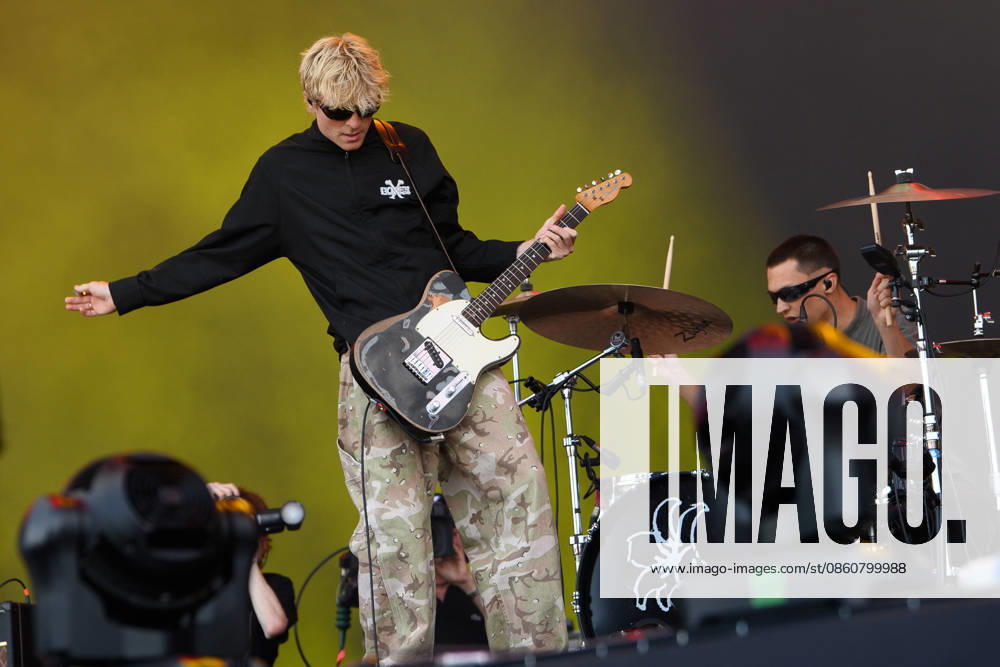 Keo perform at Finsbury Park, London, UK - 5 July 2026 Lead singer Finn Keogh of English alternative rock band Keo performs at Finsbury Park, London, England, UK on Sunday 5 July 2026., Credit:Justin Ng Avalon UK, England, London, Finsbury Park