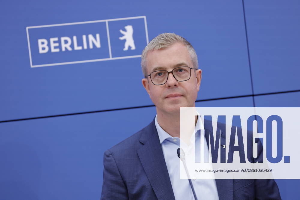 Stefan Evers, Mayor of Berlin, Germany; Berlin; Senate press conference together with the Mayor and Senator for Economic Affairs, Energy, and Public Enterprises, Franziska Giffey, as well as the Mayor and Senator for Finance, Culture, and Social Cohesion, Stefan Evers