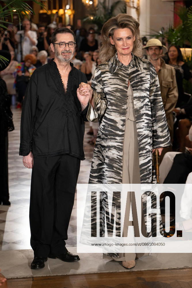 PFW - Franck Sorbier Runway Franck Sorbier and a model walk the runway during the Franck Sorbier Haute Couture Fall Winter 2026 2027 show as part of Paris Fashion Week in Paris, France on July 08, 2026. Photo by Laurent Zabulon ABACAPRESS.COM