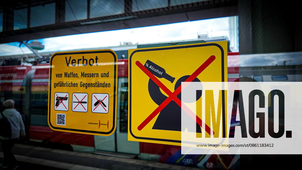 Hanover Central Station Prohibition Sign Prohibited: Weapons, Knives, and Dangerous Objects; Alcohol Prohibited; Alcohol Ban; Hanover, Lower Saxony, DEU, Germany