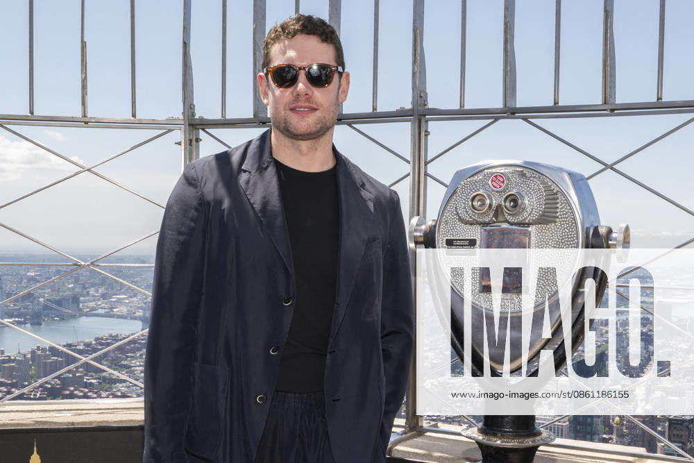 TOM BRITTNEY visits the Empire State Building in New York to celebrate the Premiere of The Westies on MGM. 8 July 2026 New York USA - ZUMAa265 20260708_zep_a265_102