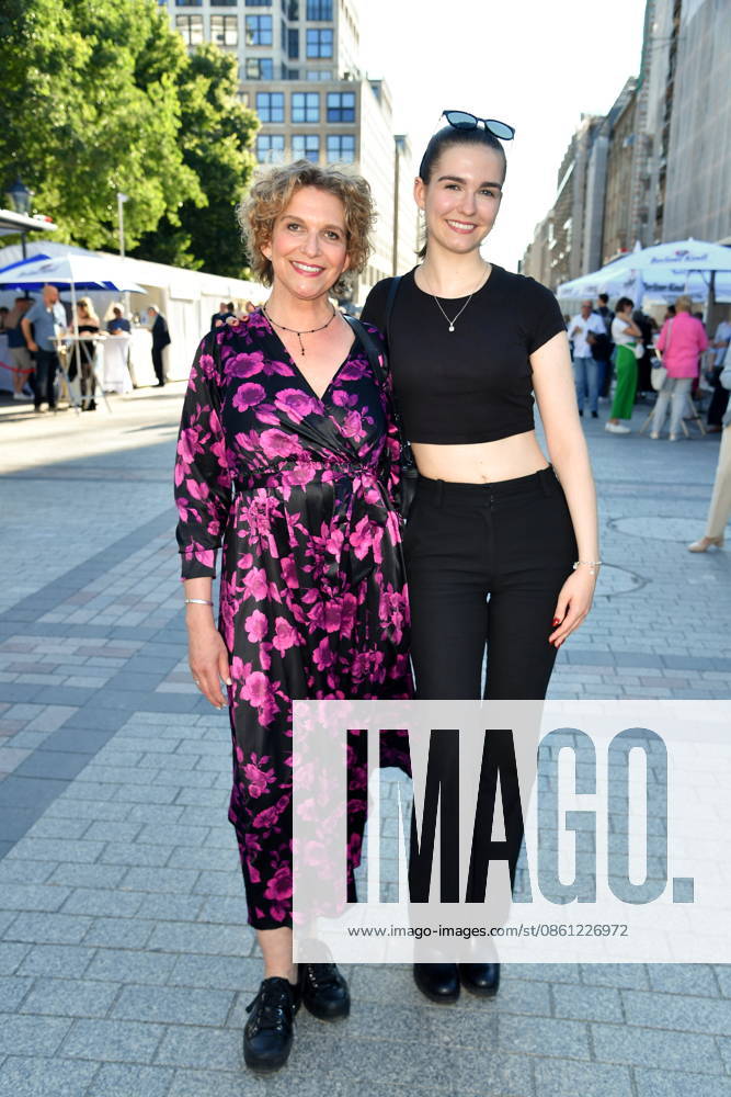 Classic Open Air Berlin: Heike Kloss with her daughter Olivia Kloss at the Classic Open Air on the Gendarmenmarkt in Berlin on July 9, 2026
