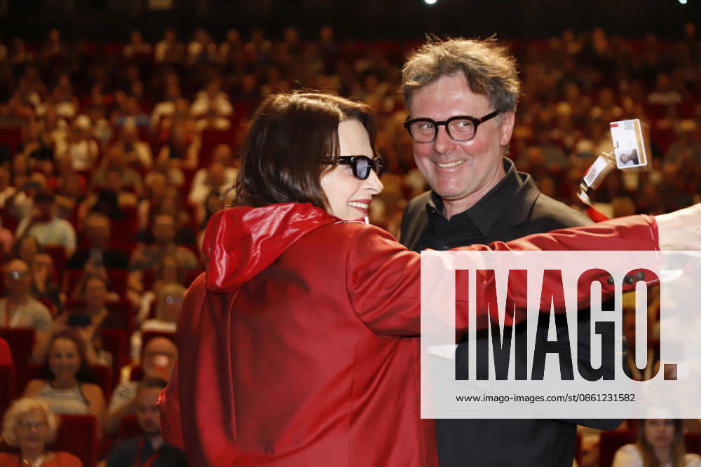 Juliette Binoche and Sebastian de Fonseca at the special screening of the documentary *In I in Motion* at the 60th Karlovy Vary International Film Festival in 2026, held in the Grand Hall of the Festival Hotel Thermal in Karlsbad, July 9, 2026 Foto:xM.xThomasx xFuturexImagex binoche_6717