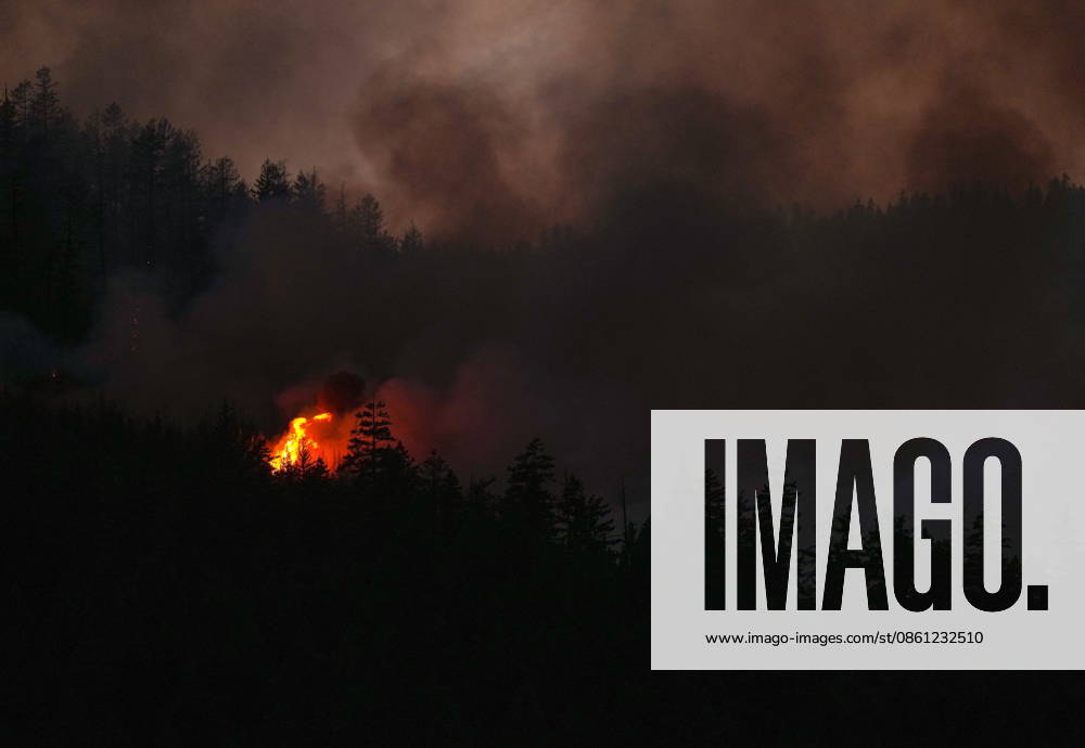 The Brunswick Creek wildfire consumes trees on a mountainside, in Boston Bar, B.C., on Thursday, July 9, 2026. Boston Bar CANADA - ZUMAc35_ 20260709_zaf_c35_106