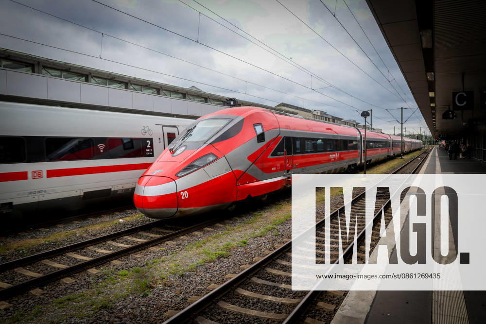 Trenitalia is conducting test runs. The Frecciarossa 1000 trains are undergoing these technical tests to obtain official certification for the German rail network. The Italian state railway Trenitalia is currently conducting extensive test runs in Germany and Austria. Hanover Central Station, Hanover, Lower Saxony, DEU, Germany